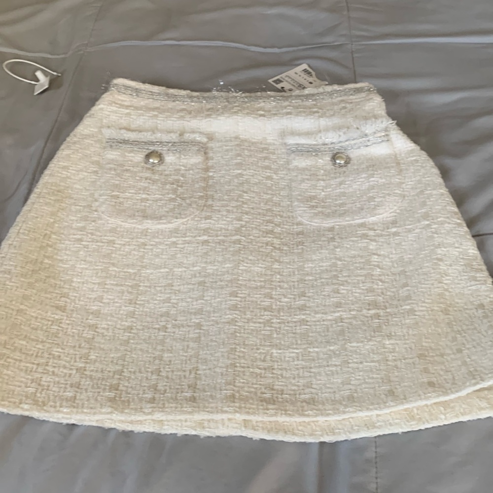Zara new with tags white and silver mini skirt